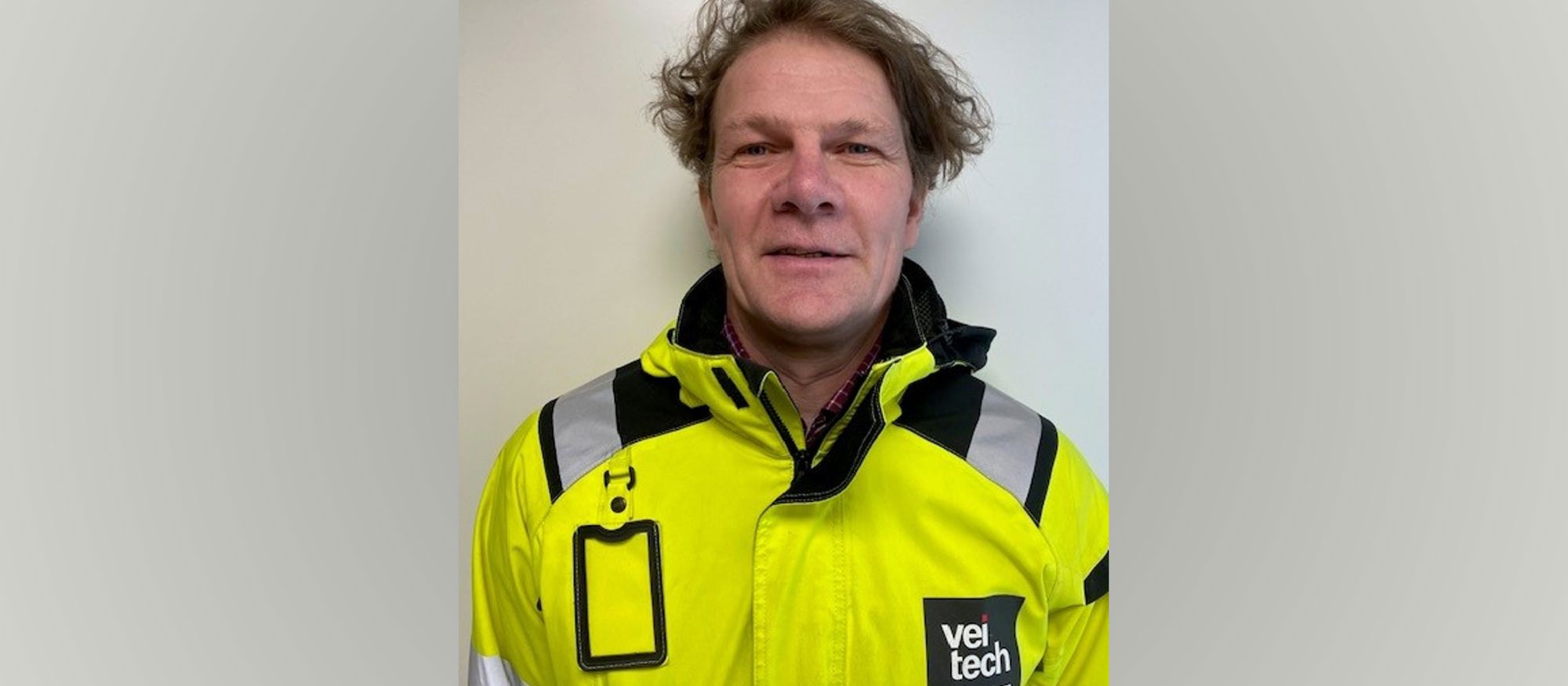 Porträttbild av  Fritiof Runhall i Veitechs varselkläder